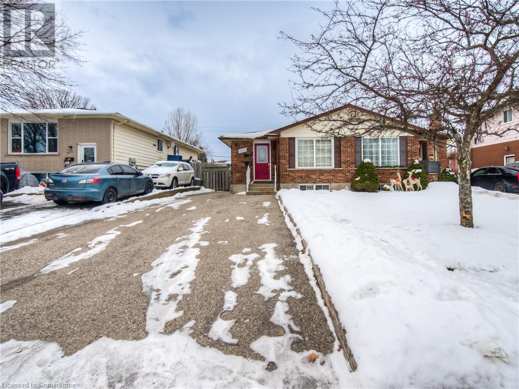 272 Bakersfield Drive, Cambridge, Ontario  N1R 6X7 - Photo 4 - 40691292