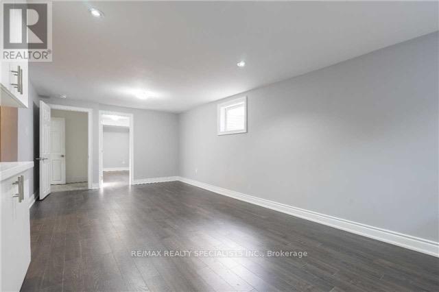 Lower - 2839 Folkway Drive, Mississauga, Ontario  L5L 2G6 - Photo 7 - W11931535