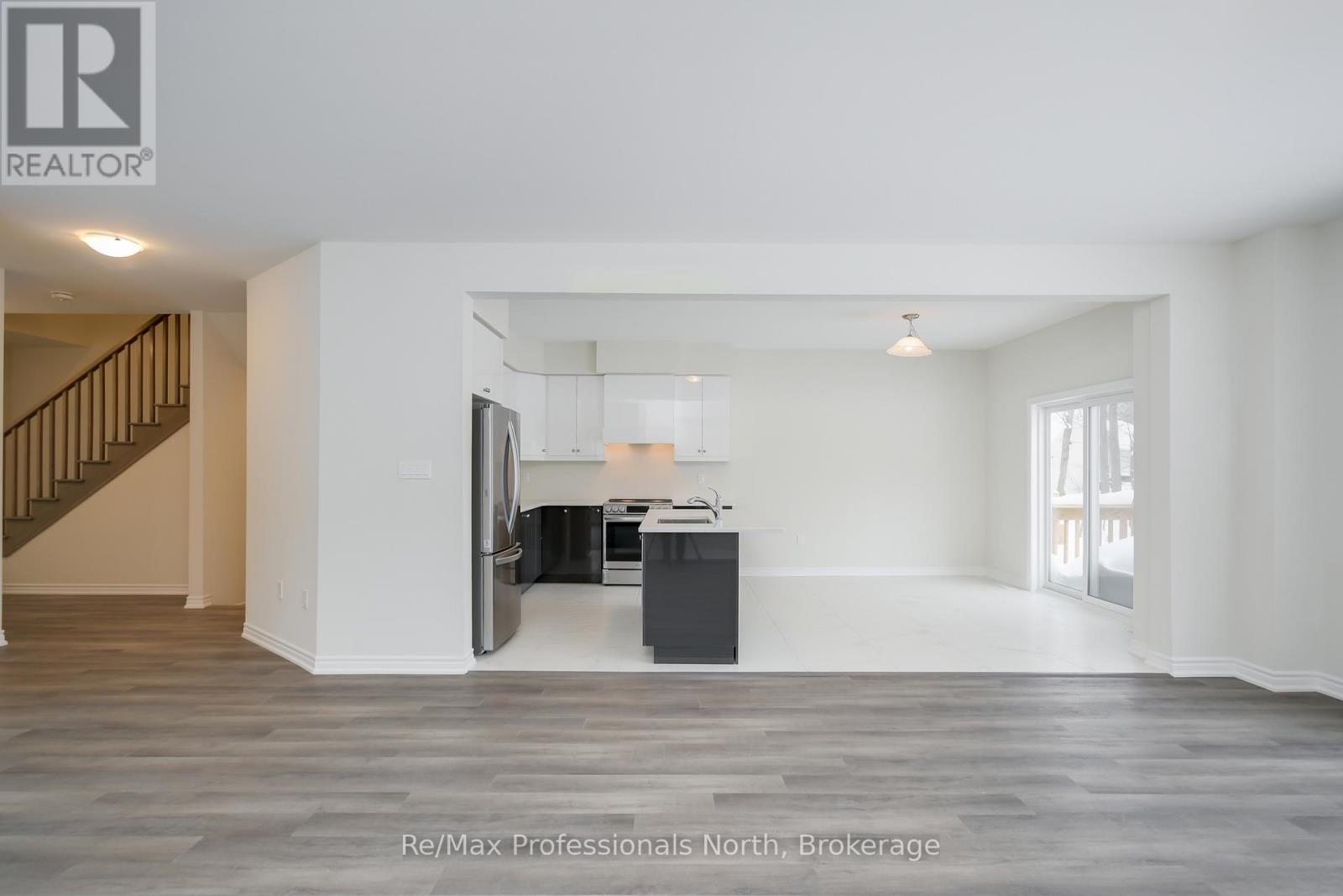 335 Beechwood Forest Lane, Gravenhurst, Ontario  P1P 0H8 - Photo 10 - X11931893