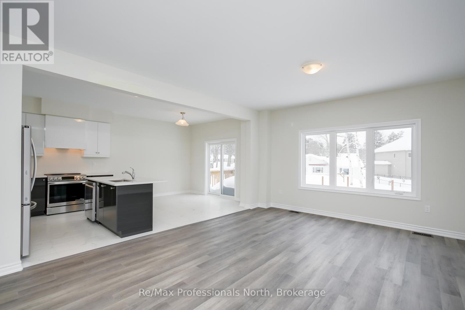 335 Beechwood Forest Lane, Gravenhurst, Ontario  P1P 0H8 - Photo 12 - X11931893