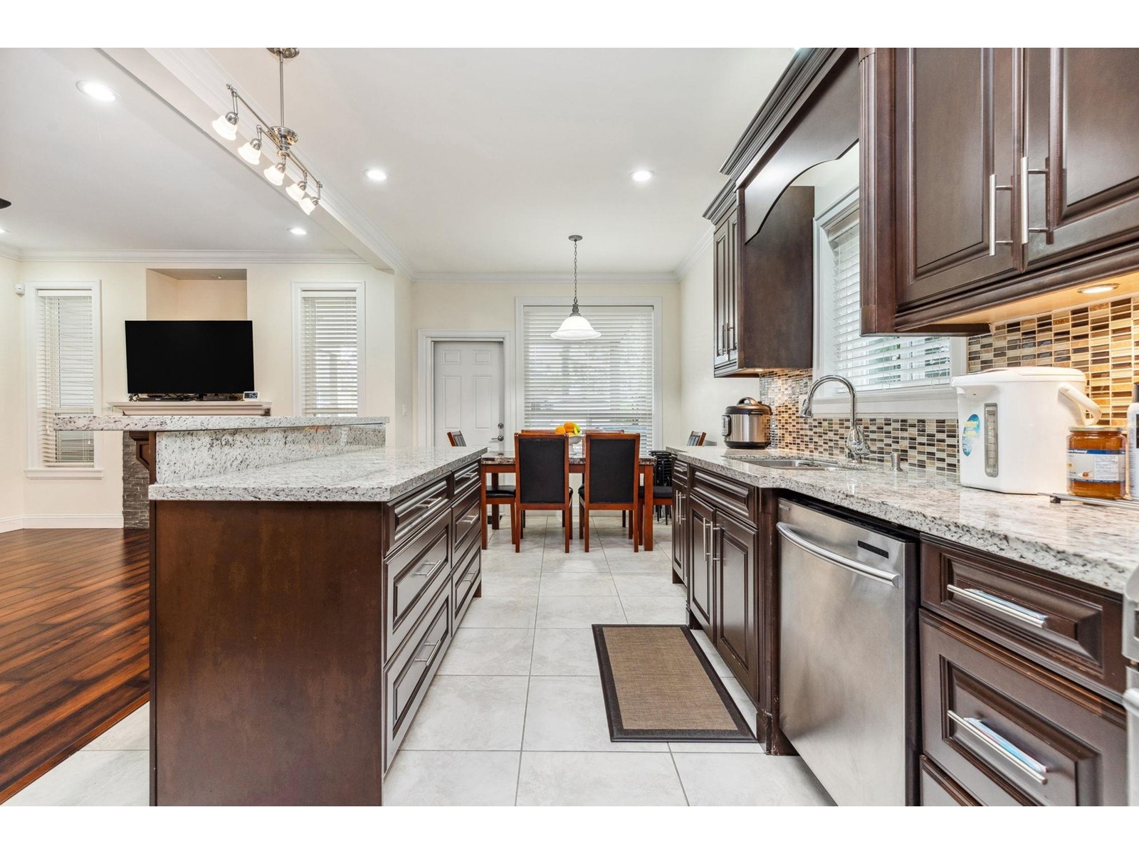 14193 Melrose Drive, Surrey, British Columbia  V3R 5R3 - Photo 11 - R2957835