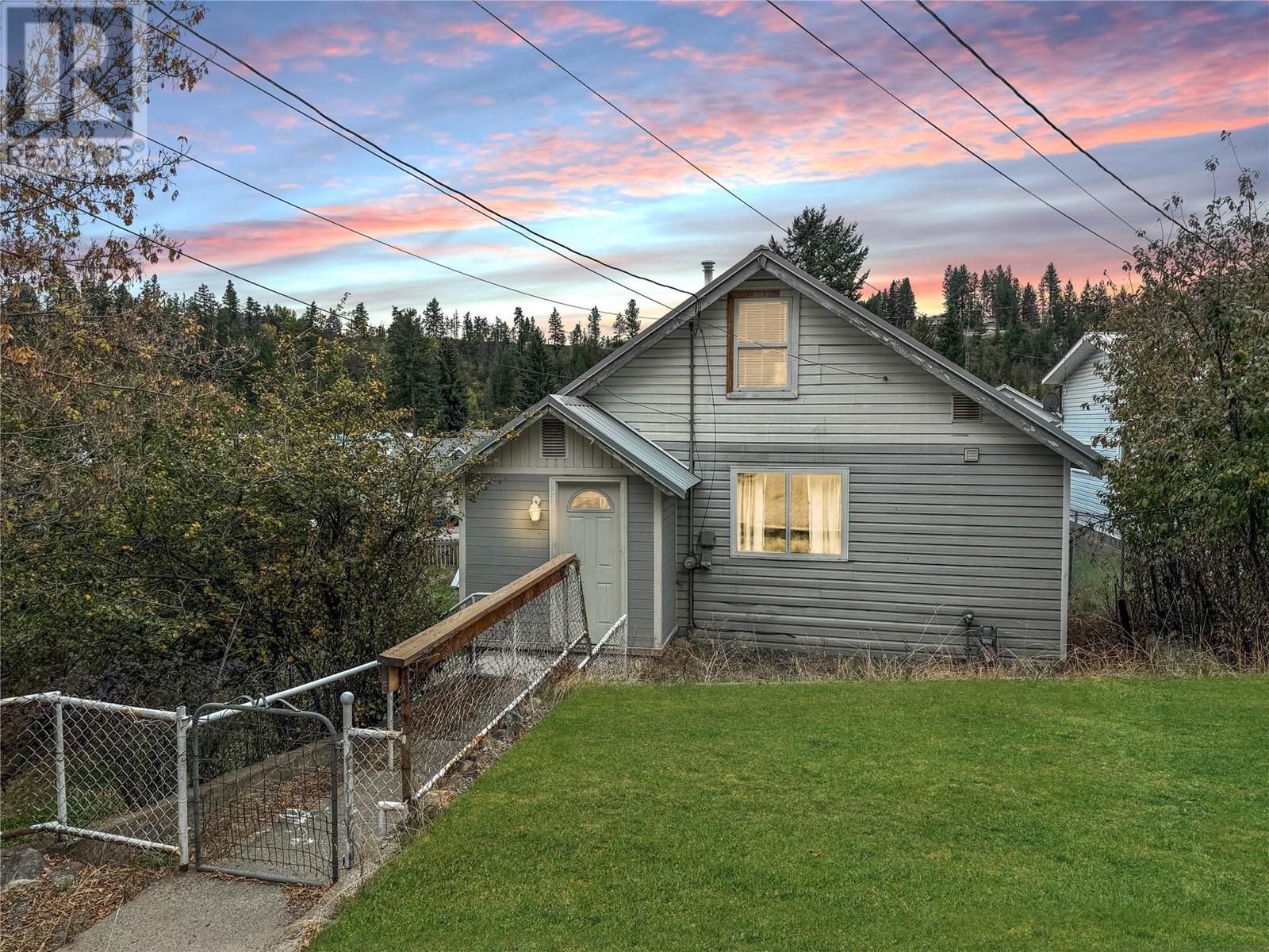 287 Angela Avenue, Princeton, British Columbia