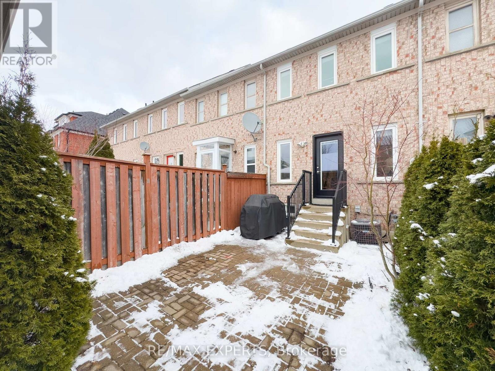 42 Baffin Court, Richmond Hill, Ontario  L4B 4J7 - Photo 28 - N11931917