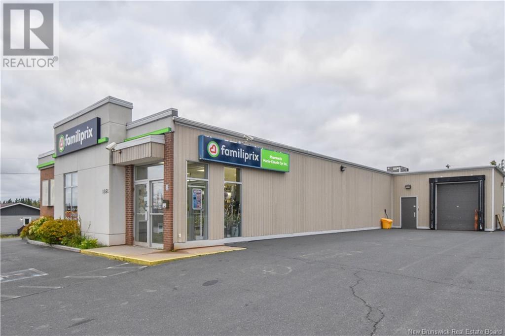 Property at 1351 des Fondateurs Street image 3