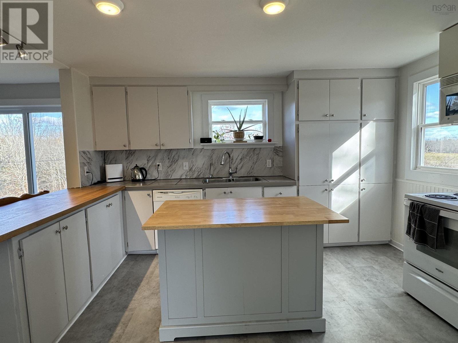 480 New Ross Road, Leminster, Nova Scotia  B0N 2T0 - Photo 11 - 202425895