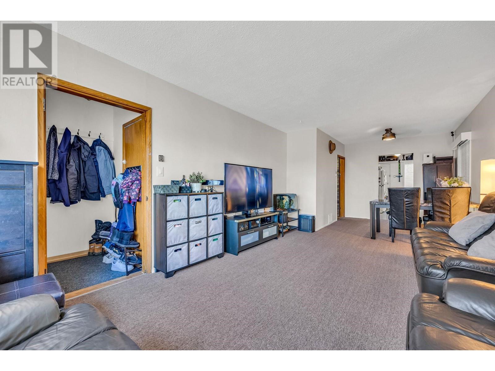 4639 Fraser Street, Vancouver, British Columbia  V5V 4H1 - Photo 11 - R2956721