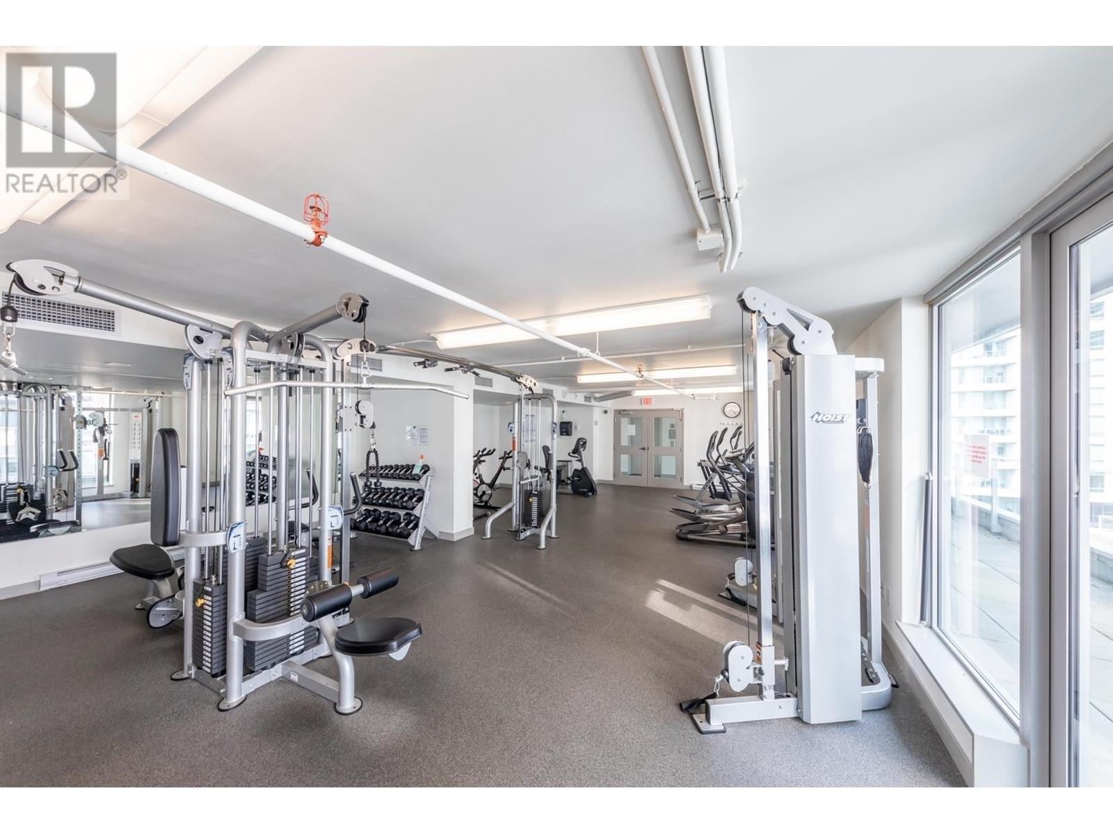 Listing Picture 26 of 27 : 619 5598 ORMIDALE STREET, Vancouver / 溫哥華 - 魯藝地產 Yvonne Lu Group - MLS Medallion Club Member