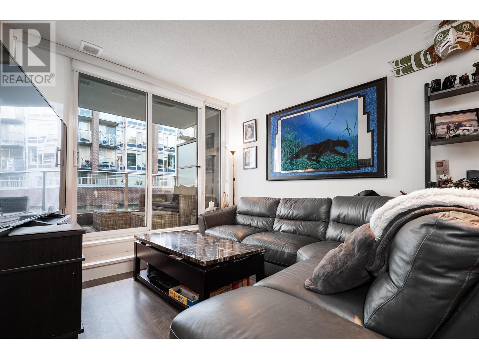 Listing Picture 6 of 27 : 619 5598 ORMIDALE STREET, Vancouver / 溫哥華 - 魯藝地產 Yvonne Lu Group - MLS Medallion Club Member