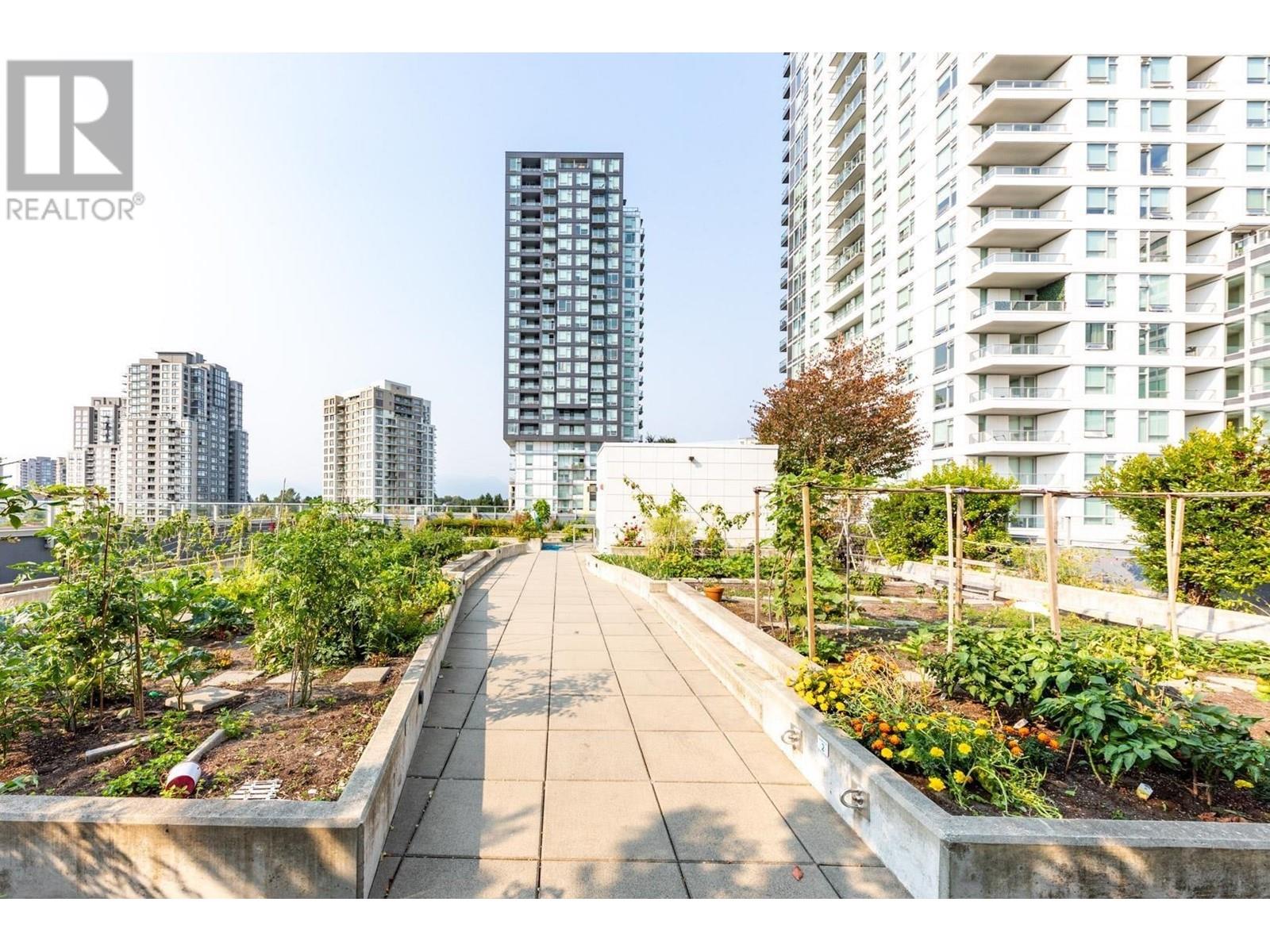 Listing Picture 25 of 27 : 619 5598 ORMIDALE STREET, Vancouver / 溫哥華 - 魯藝地產 Yvonne Lu Group - MLS Medallion Club Member