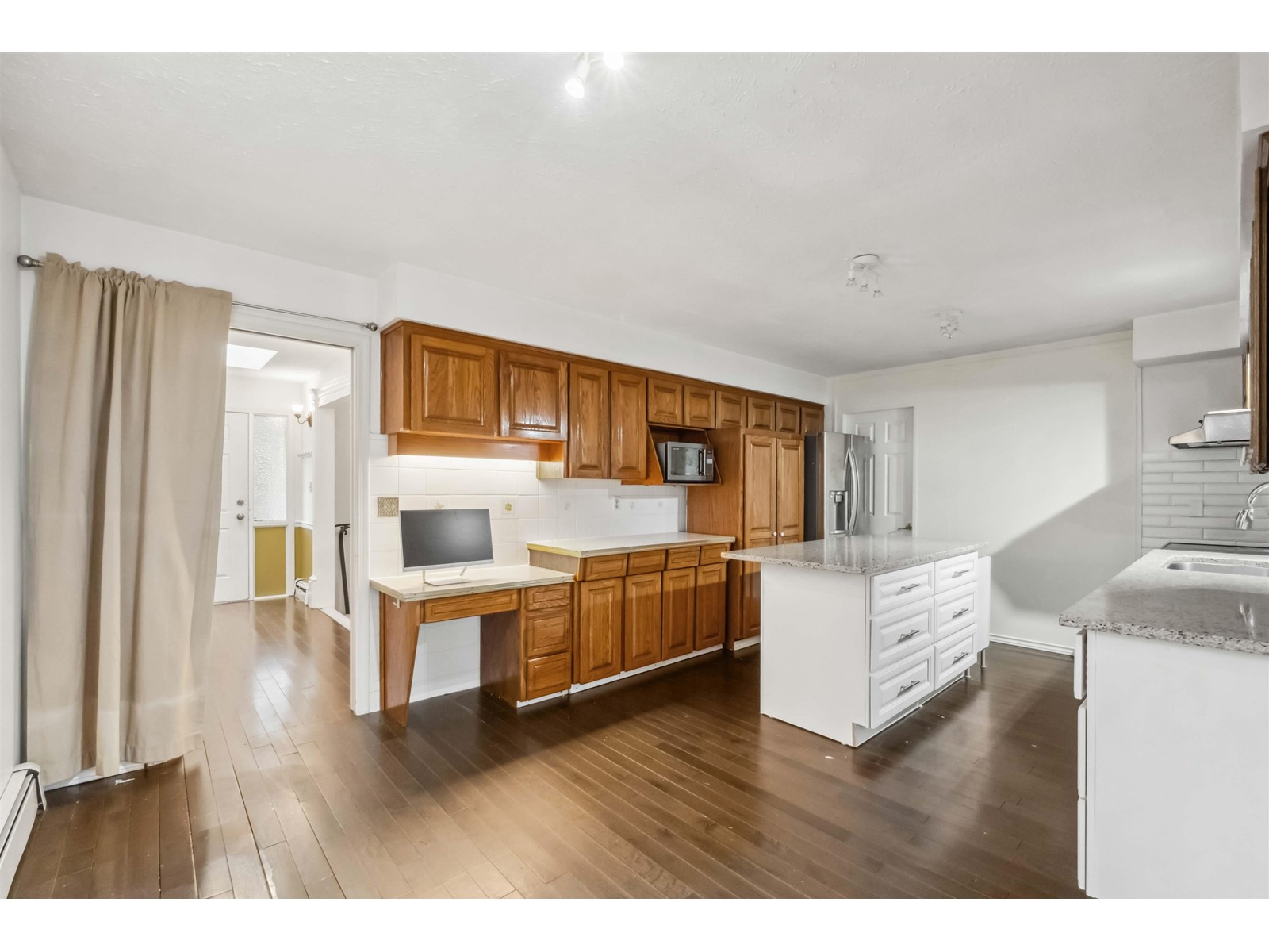 17083 26 Avenue, Surrey, British Columbia  V3Z 0A4 - Photo 12 - R2957618