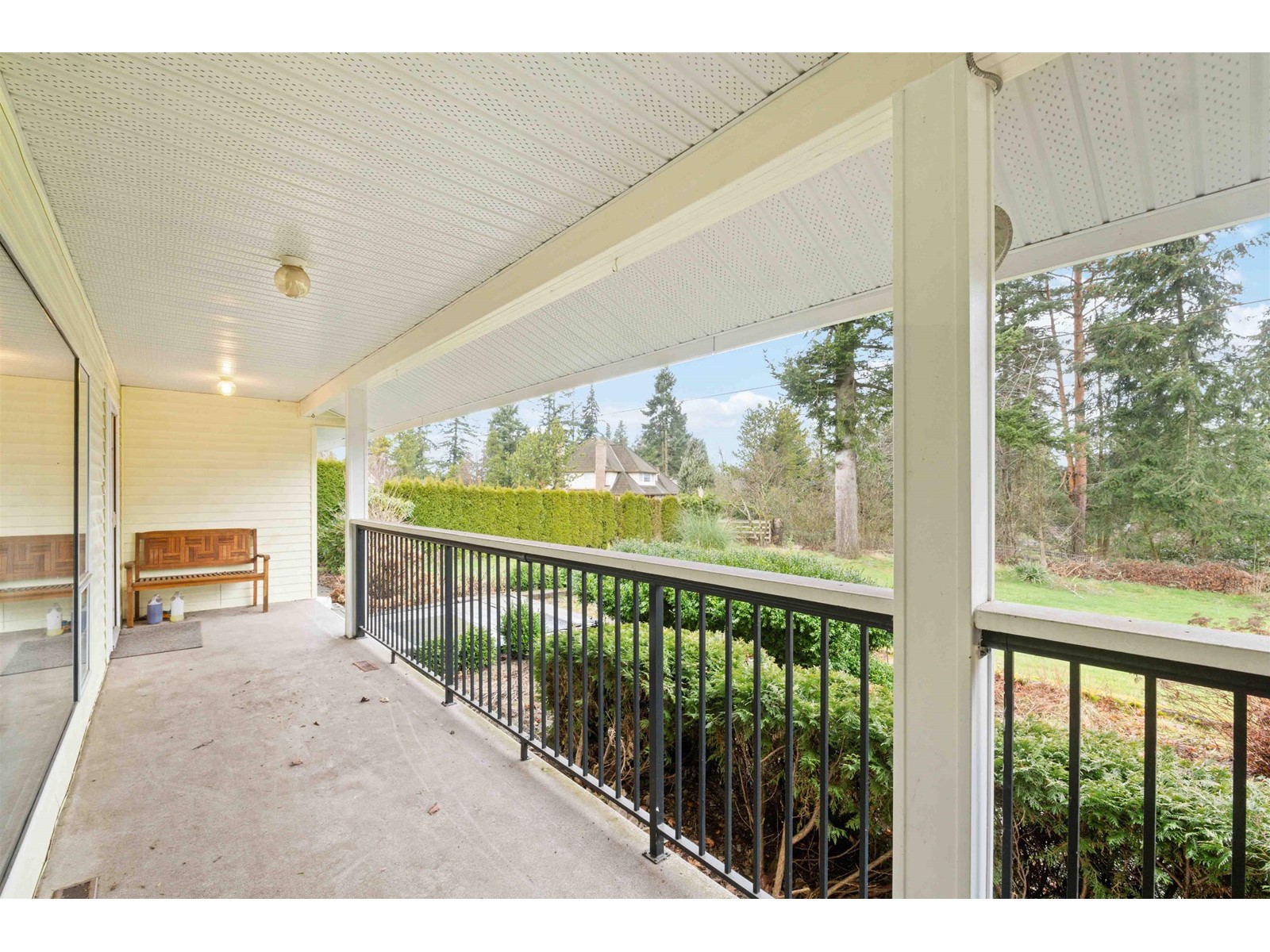 Property at 17083 26 AVENUE image 5