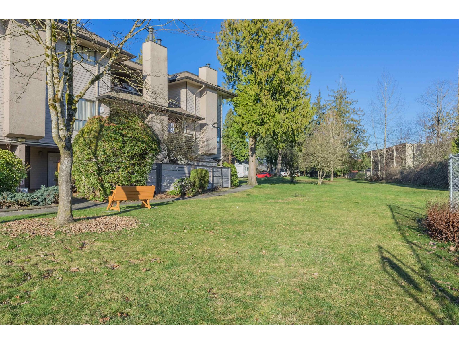 10560 Holly Park Lane, Surrey, British Columbia  V3R 6X9 - Photo 20 - R2956389