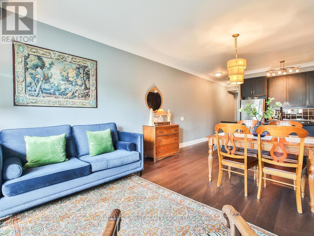 Property at 401 - 9 BURNHAMTHORPE CRESCENT image 2