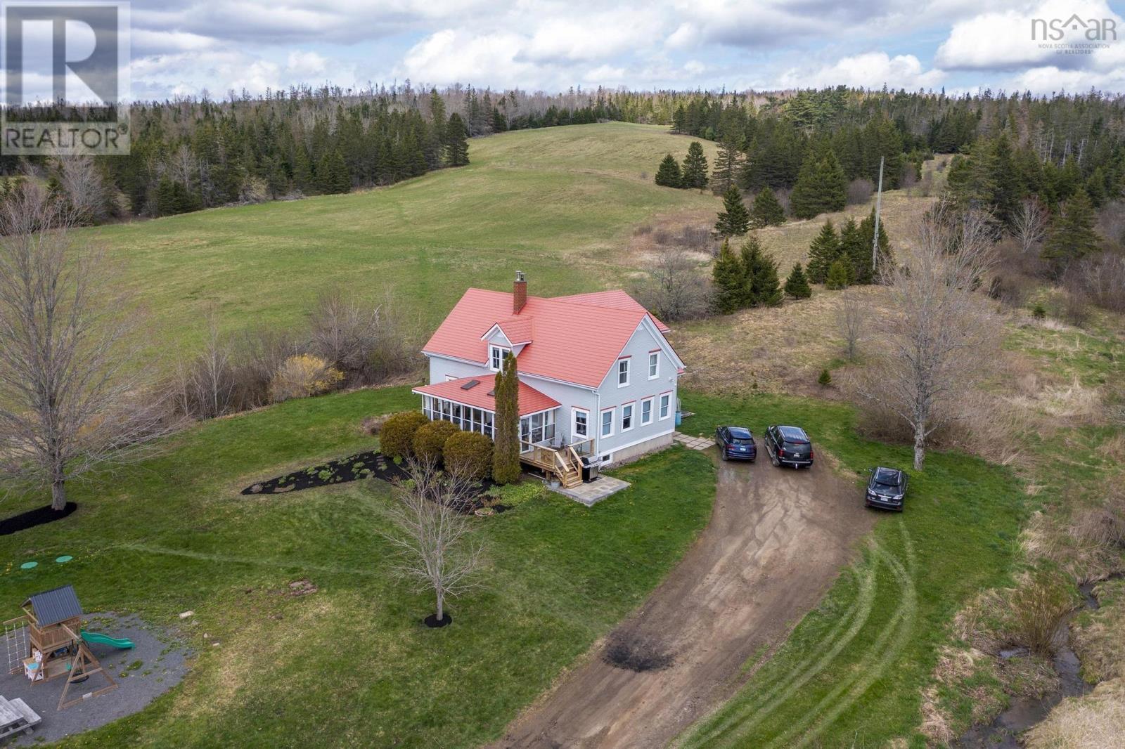 386 Truro Road, North River, Nova Scotia  B6L 6V9 - Photo 2 - 202501255