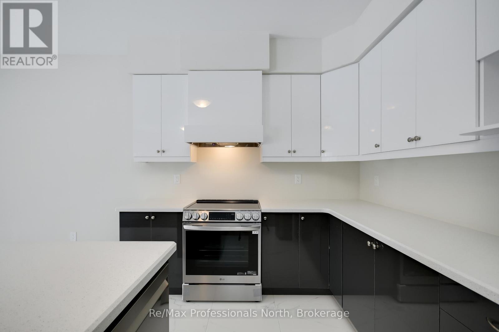 365 Beechwood Forest Lane, Gravenhurst, Ontario  P1P 0H8 - Photo 13 - X11931992