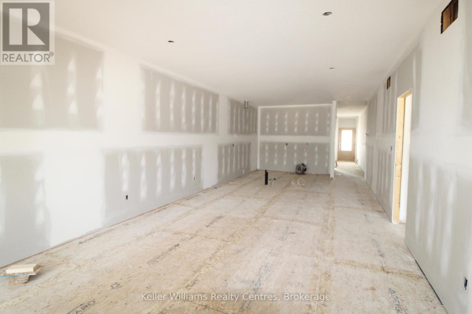 734 18th Street, Hanover, Ontario  N4N 0C5 - Photo 3 - X11932089
