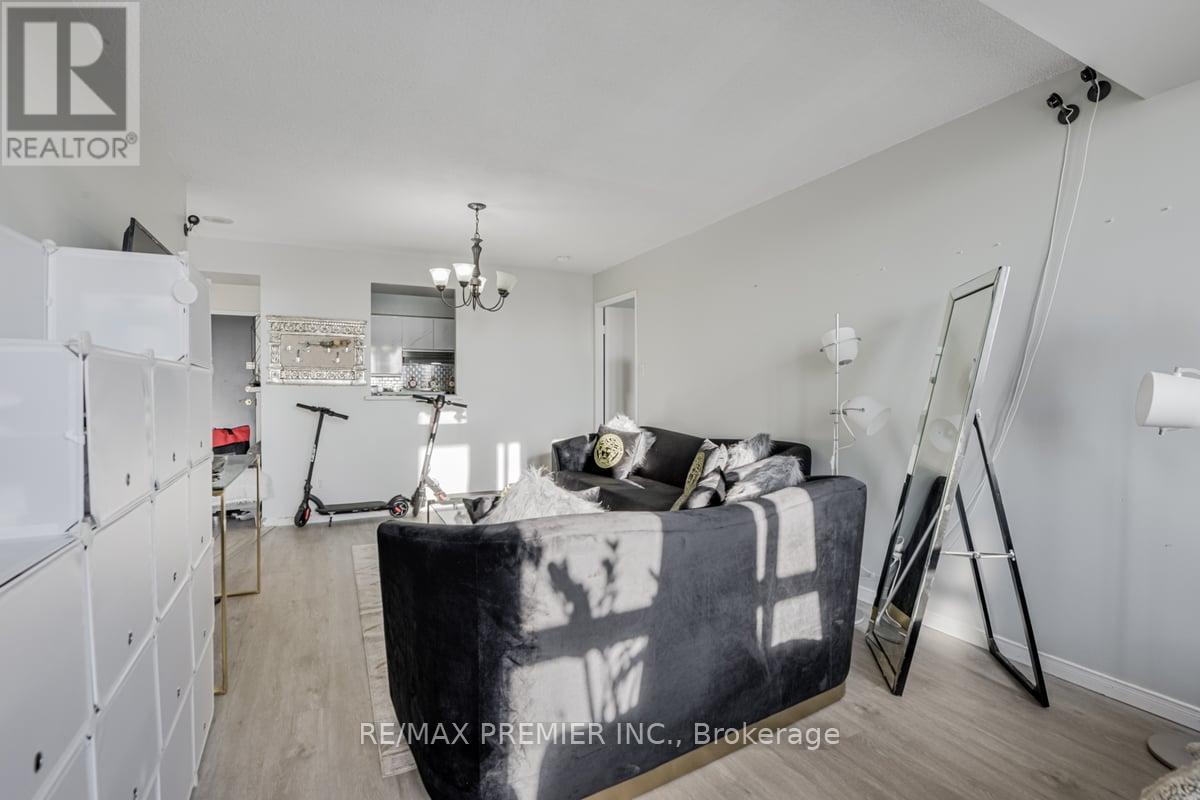 1114 - 330 Mccowan Road, Toronto, Ontario  M1J 3N3 - Photo 9 - E11932100