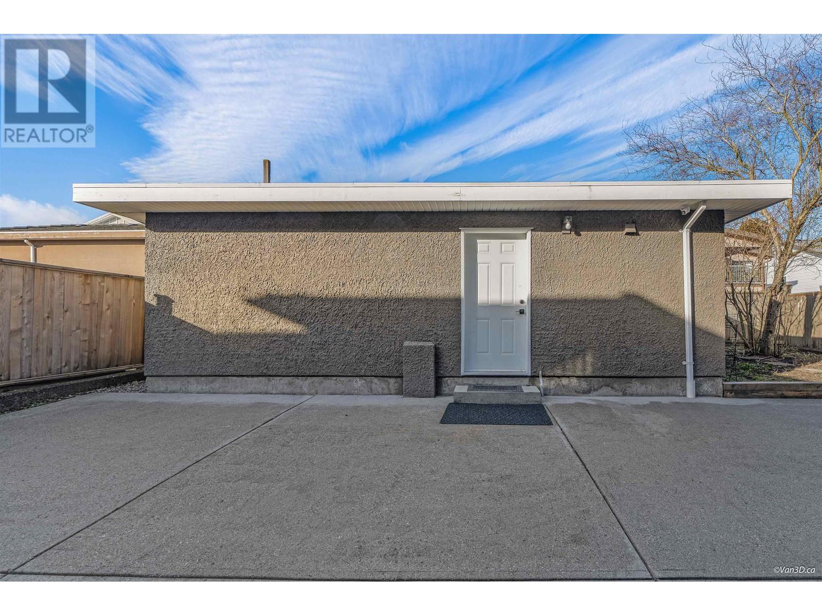 7821 17th Avenue, Burnaby, British Columbia  V3N 1M1 - Photo 15 - R2957806