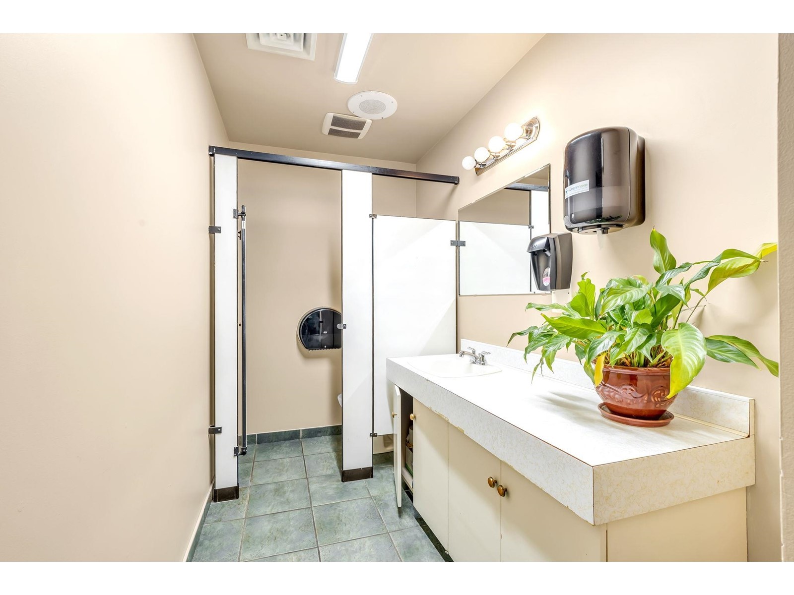 12487 82 Avenue, Surrey, British Columbia  V3W 3E8 - Photo 27 - C8065812