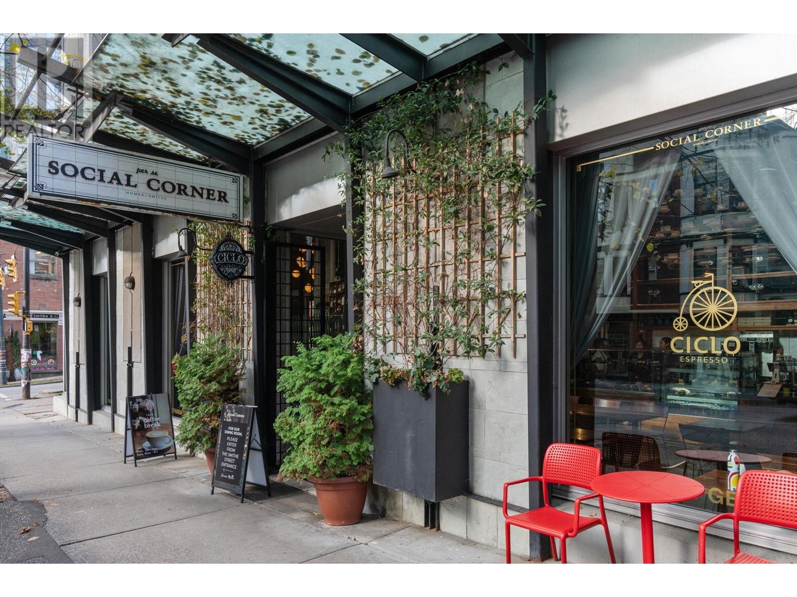 Listing Picture 32 of 33 : 705 819 HAMILTON STREET, Vancouver / 溫哥華 - 魯藝地產 Yvonne Lu Group - MLS Medallion Club Member