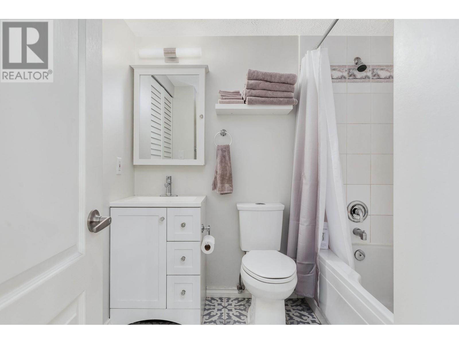 310 1035 Auckland Street, New Westminster, British Columbia V3M 1K9 - Photo 11 - R2957872