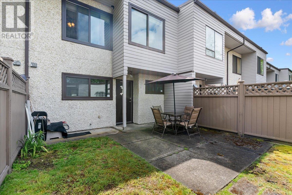 3347 Sefton Street, Port Coquitlam, British Columbia V3B 5C9 - Photo 15 - R2957875