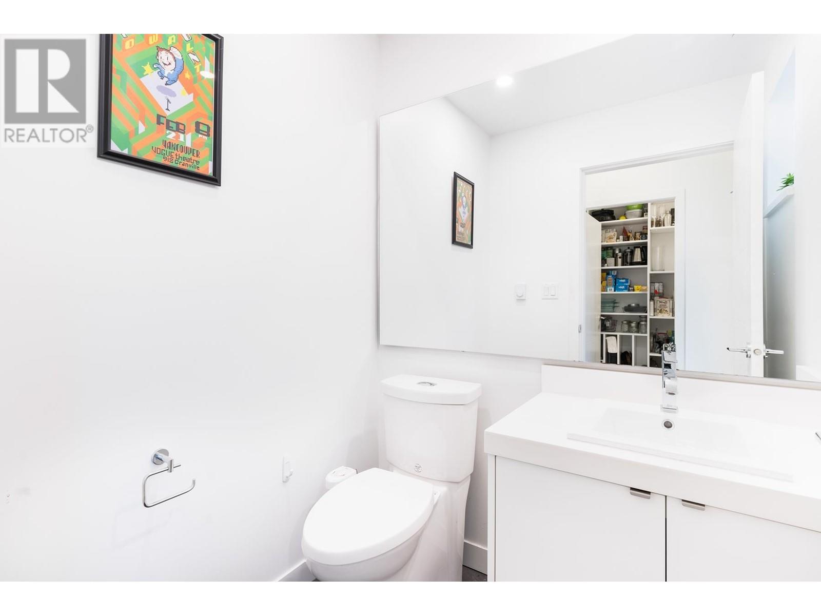 Listing Picture 15 of 25 : 101 321 E 16TH AVENUE, Vancouver / 溫哥華 - 魯藝地產 Yvonne Lu Group - MLS Medallion Club Member