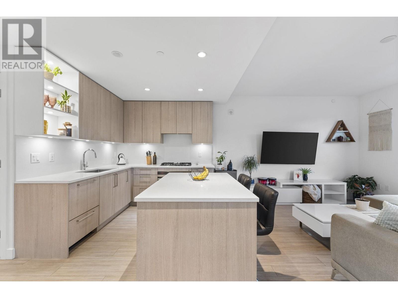 410 707 E 3rd Street, North Vancouver, British Columbia V7L 1G8 - Photo 12 - R2957897