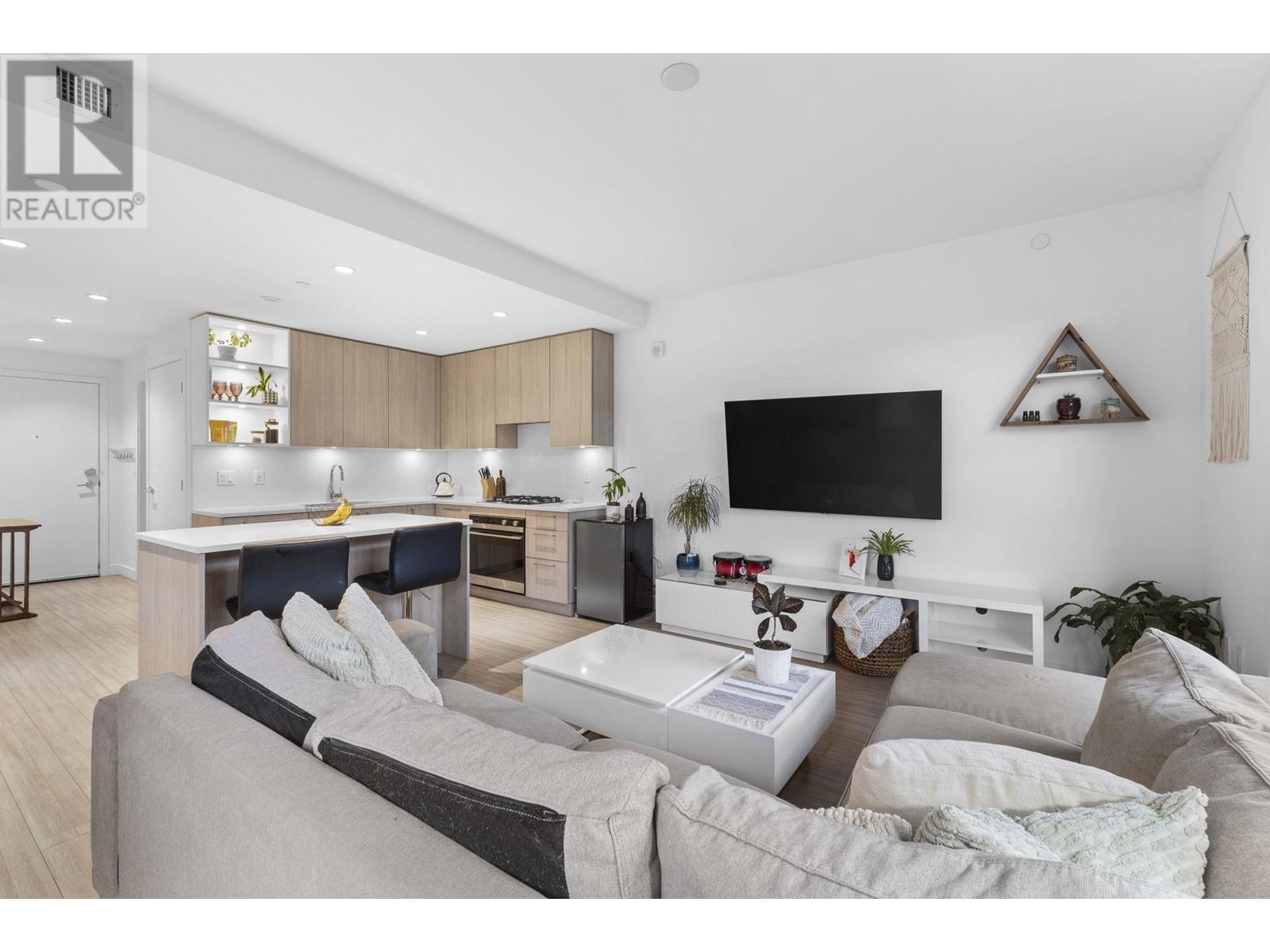 410 707 E 3rd Street, North Vancouver, British Columbia V7L 1G8 - Photo 7 - R2957897