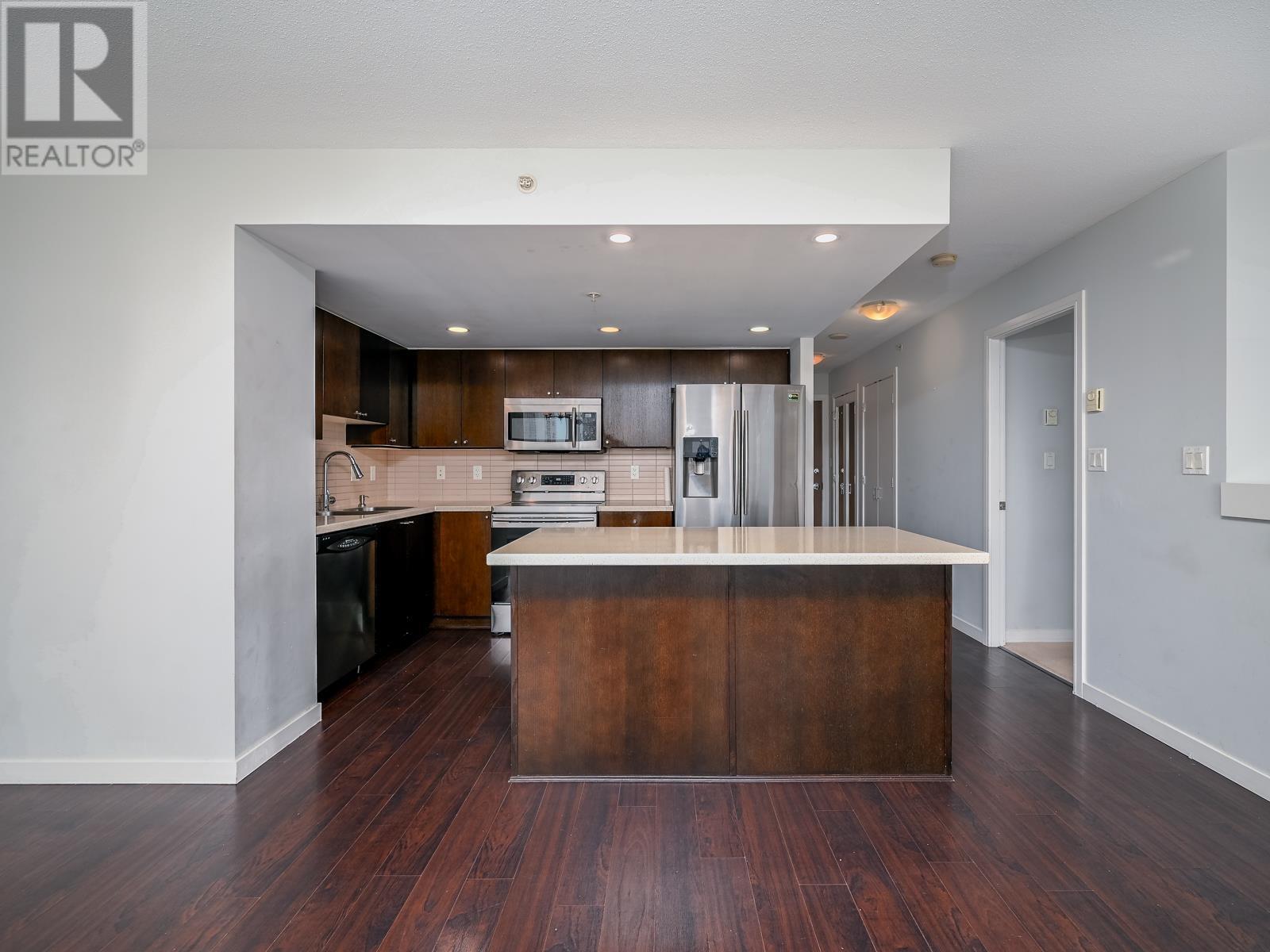 906 4400 Buchanan Street, Burnaby, British Columbia  V5C 0E3 - Photo 2 - R2957886