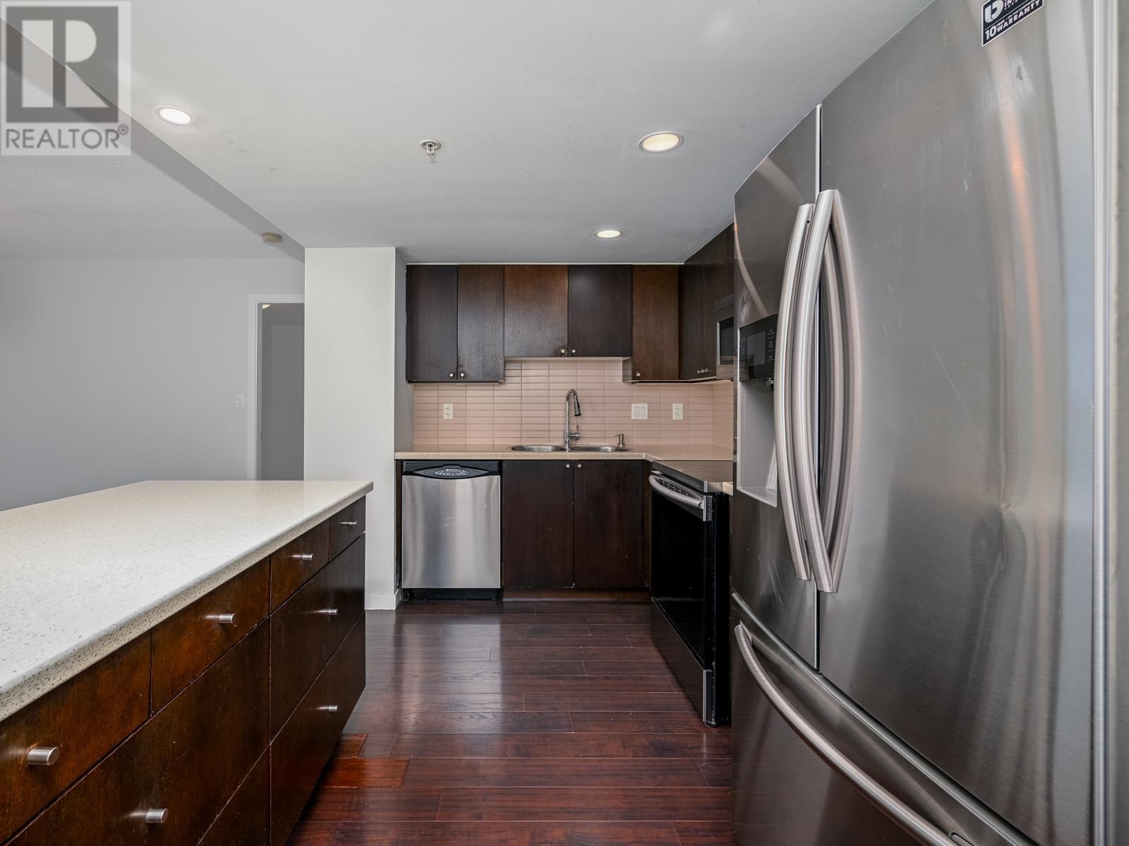 906 4400 Buchanan Street, Burnaby, British Columbia  V5C 0E3 - Photo 3 - R2957886