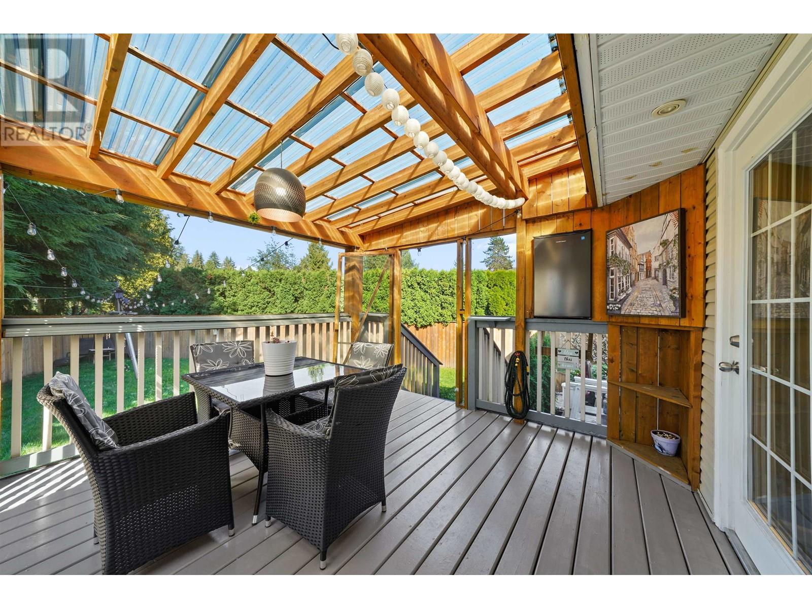 21695 122 Avenue, Maple Ridge, British Columbia  V2X 3X1 - Photo 31 - R2957891