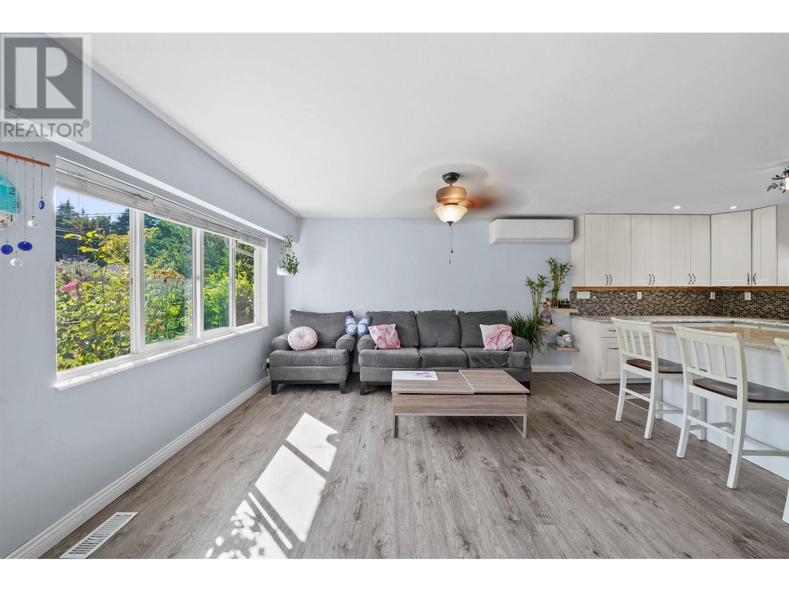 21695 122 Avenue, Maple Ridge, British Columbia  V2X 3X1 - Photo 6 - R2957891