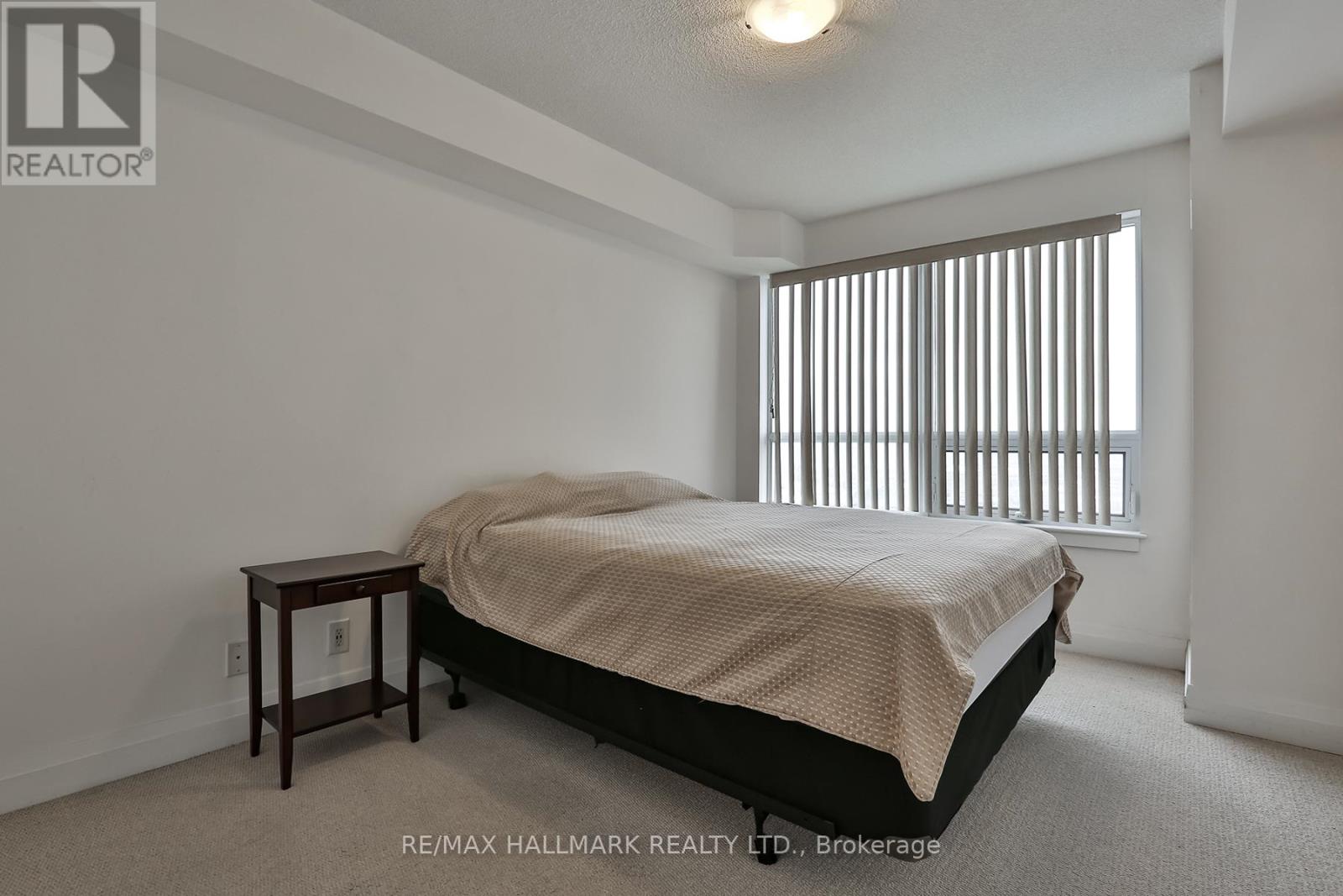 812 - 1060 Sheppard Avenue W, Toronto, Ontario  M3J 0G7 - Photo 4 - W11932161