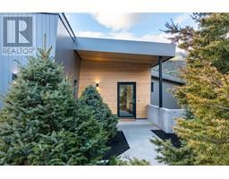 1780 PINEWOOD DRIVE, Pemberton, British Columbia