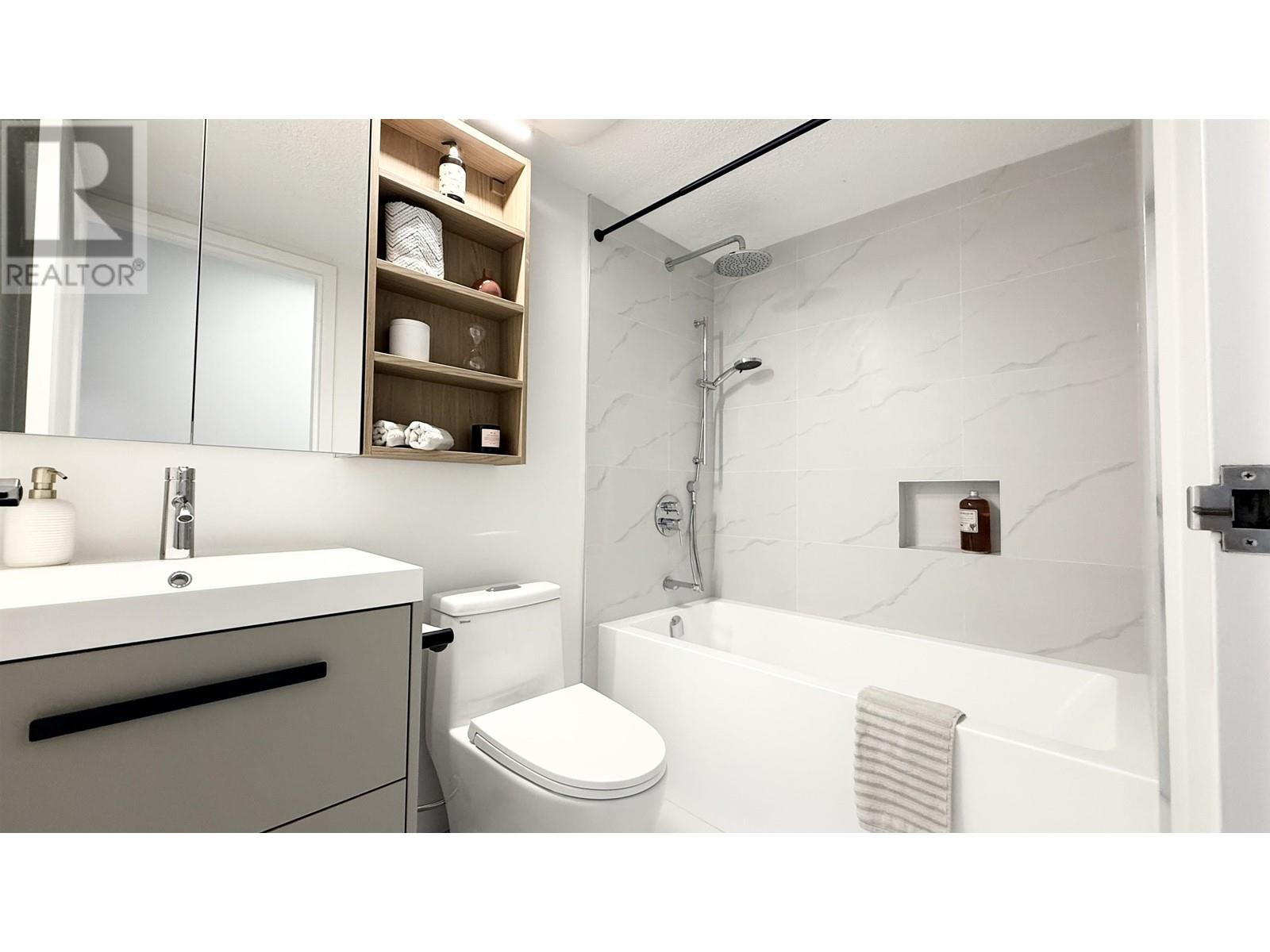 201 1990 W 6th Avenue, Vancouver, British Columbia  V6J 4V4 - Photo 9 - R2955993