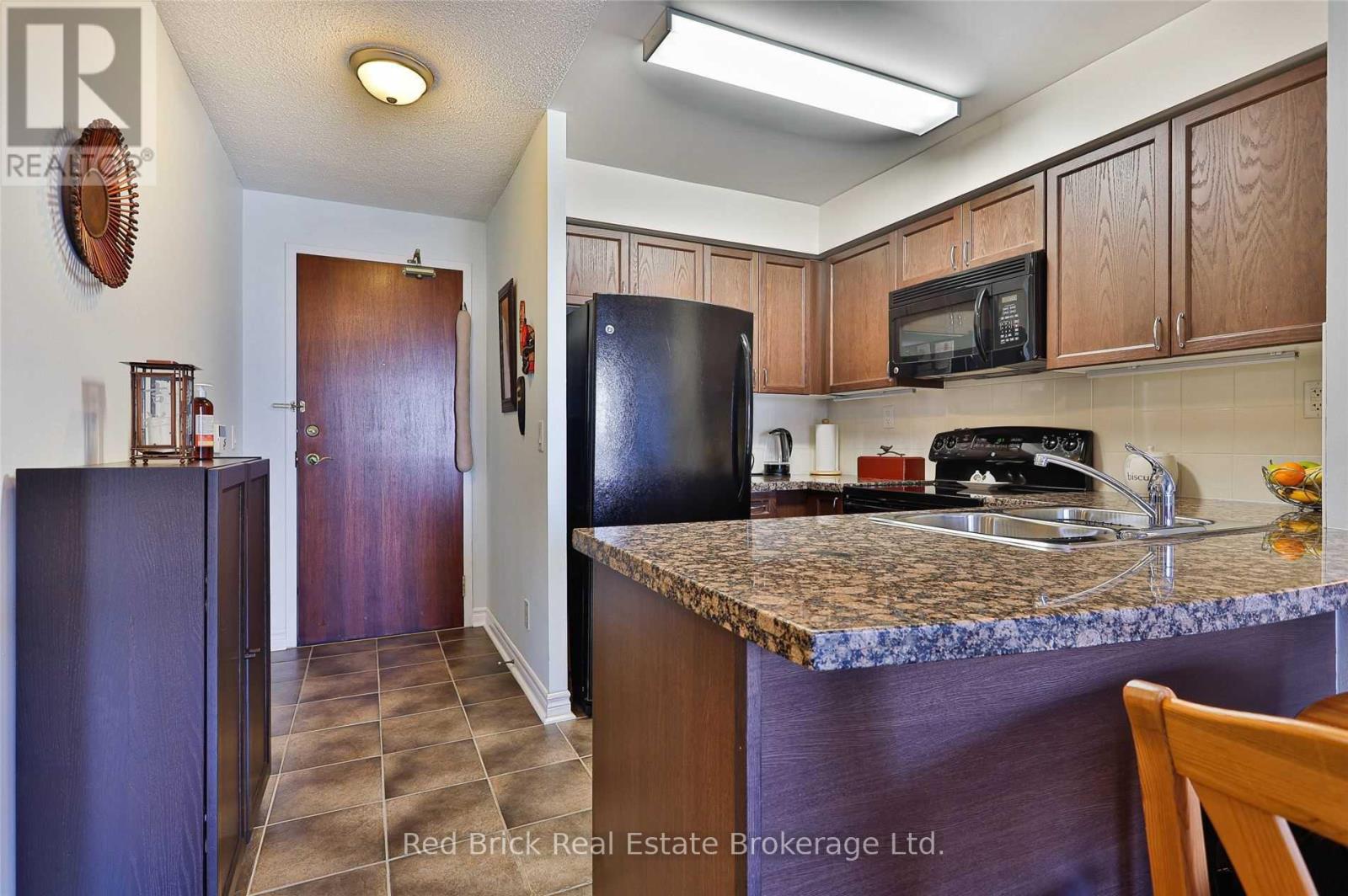 1909 - 5 Michael Power Place, Toronto, Ontario  M9A 0A3 - Photo 11 - W11932265