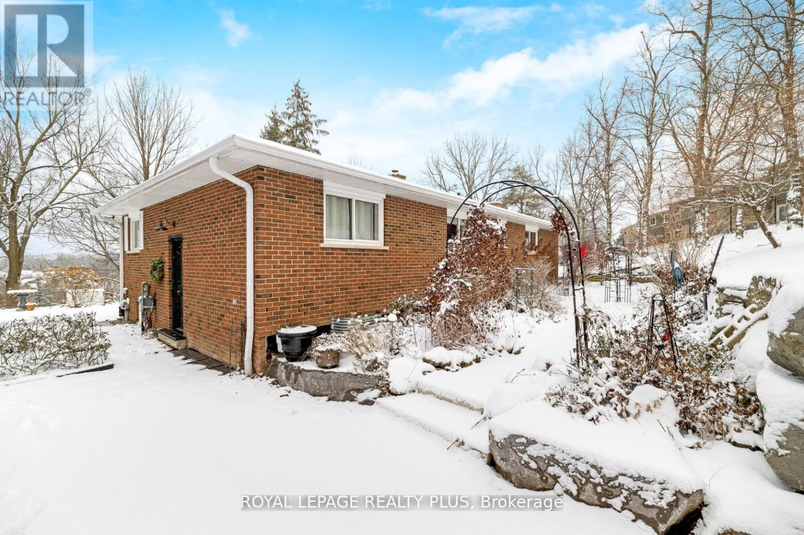 25 Caroline Street, Halton Hills, Ontario  L7G 2J5 - Photo 33 - W11932253