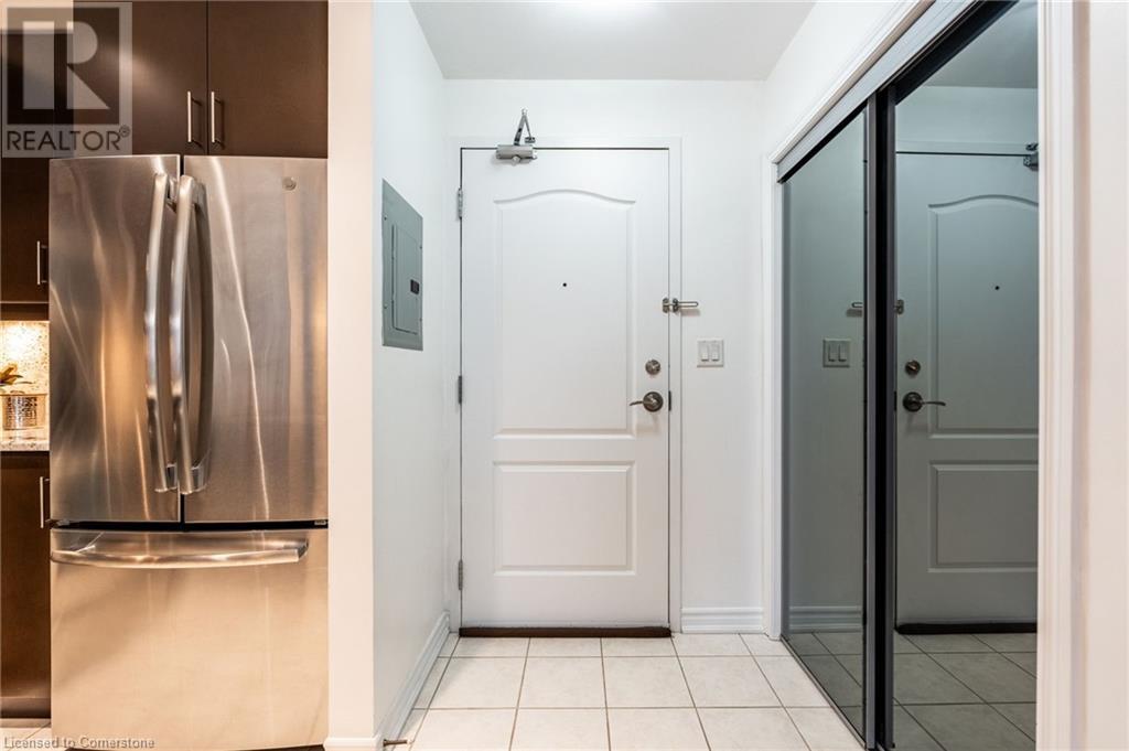 Property at 5327 UPPER MIDDLE Road Unit# 419 image 5