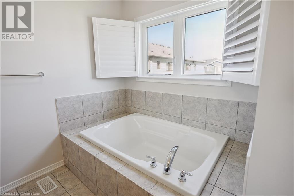 34 Whithorn Crescent, Caledonia, Ontario  N3W 0E5 - Photo 31 - 40691853