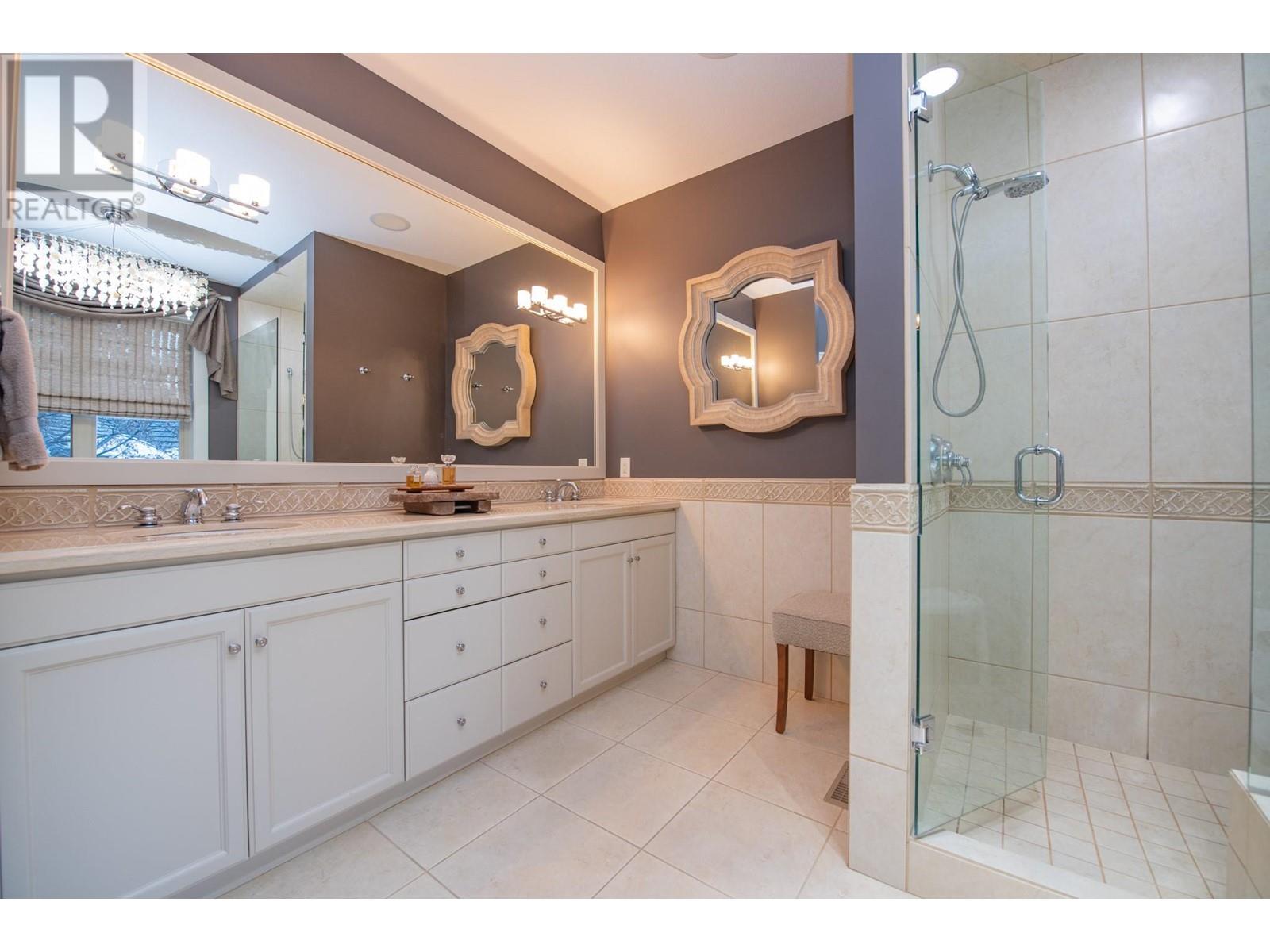 Property at 108 Mashie Crescent image 2