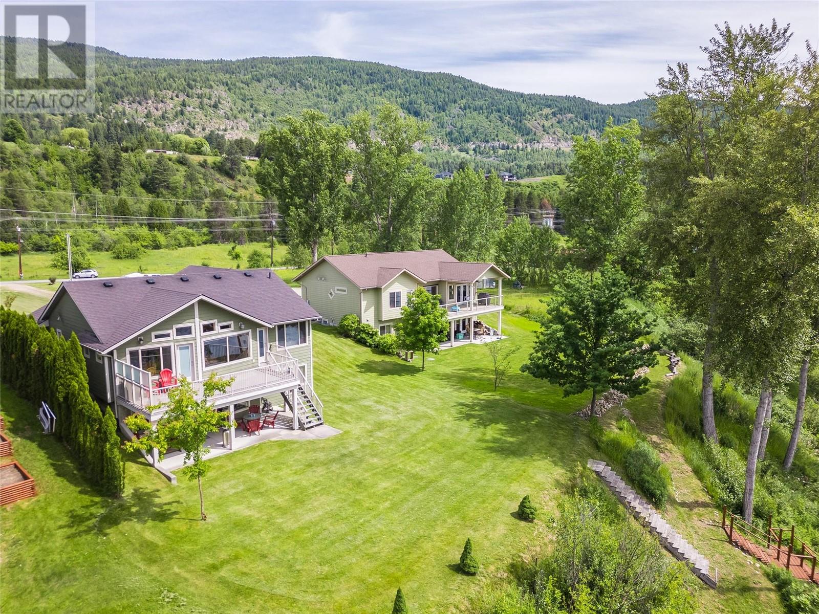 Property at 755 WATERLOO Road image 3
