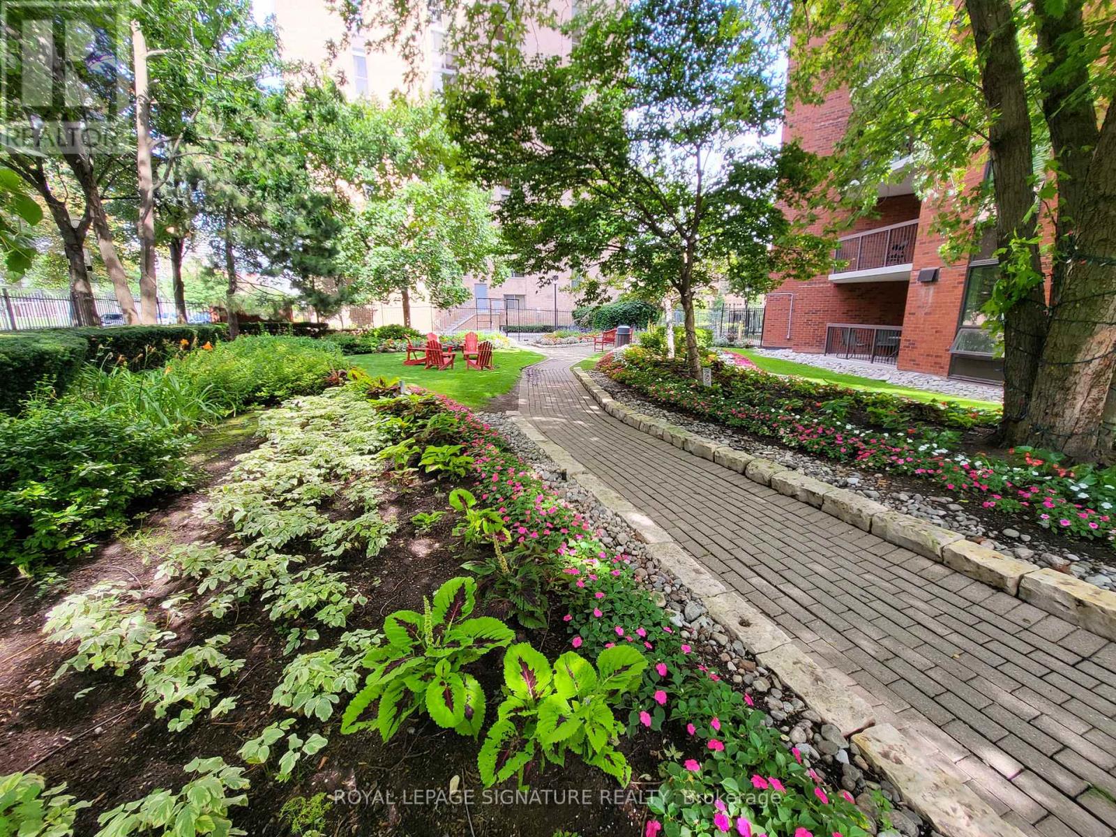 205 - 77 Maitland Place, Toronto (Cabbagetown-South St. James Town), Ontario  M4Y 2V6 - Photo 3 - C11931468