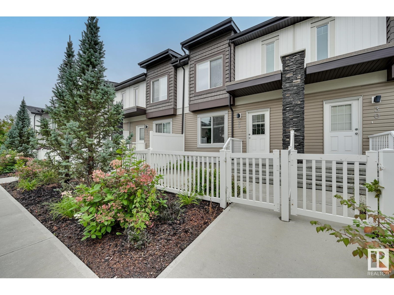 Property at #29 2215 24 ST NW image 1
