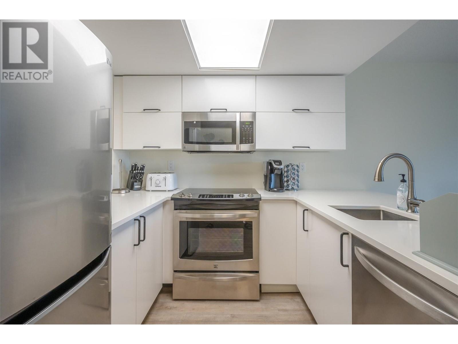 Property at 3140 Wilson Street Unit# 917 image 5