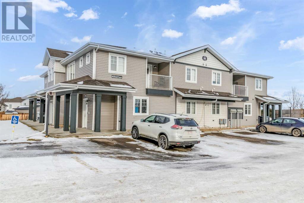 201, 44 Reid Court, Sylvan Lake, Alberta  T4S 0L9 - Photo 2 - A2188839