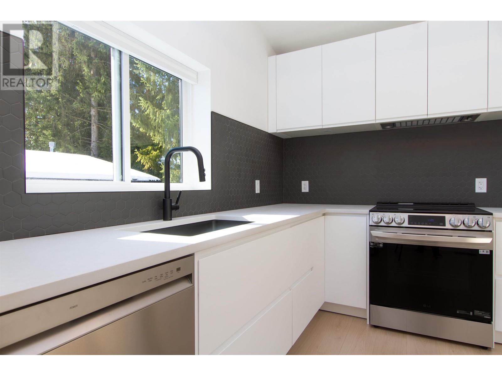 2585 Portree Way, Squamish, British Columbia  V0N 1T0 - Photo 30 - R2956150