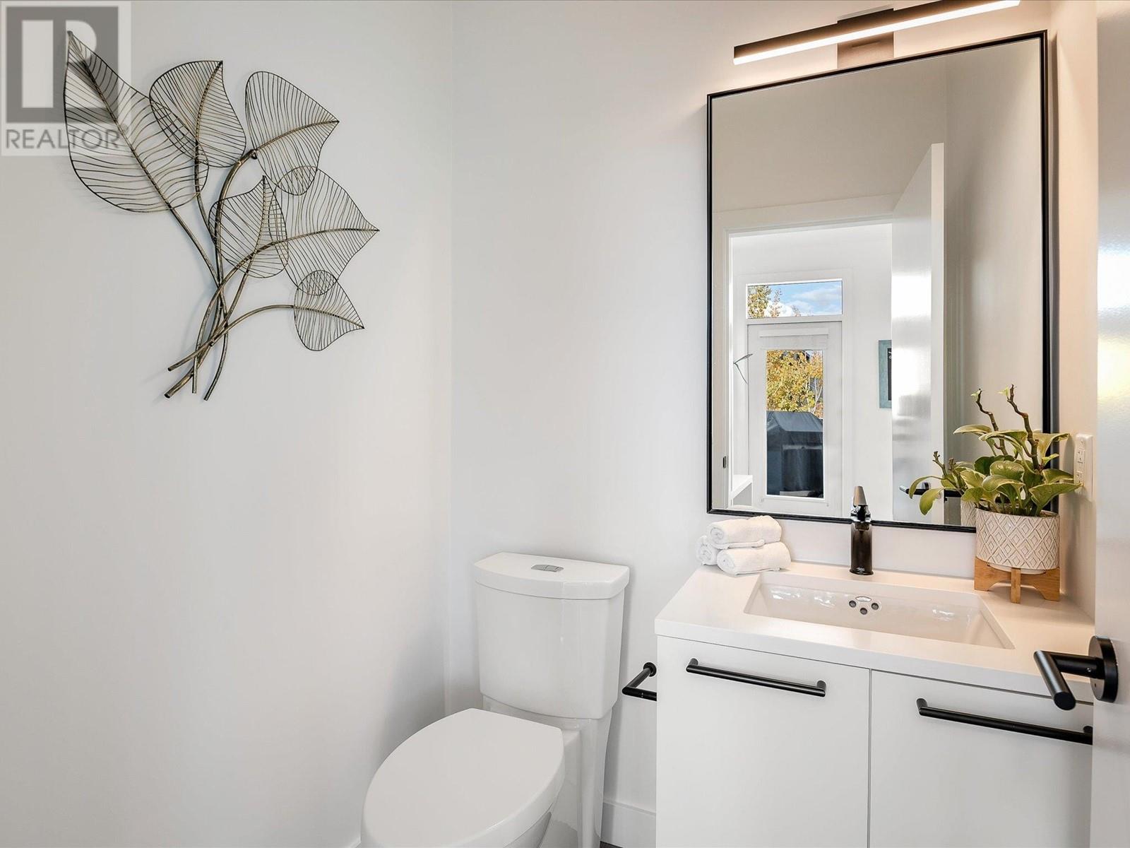 1376 Peakside Place, Squamish, British Columbia  V8B 1A8 - Photo 12 - R2957125