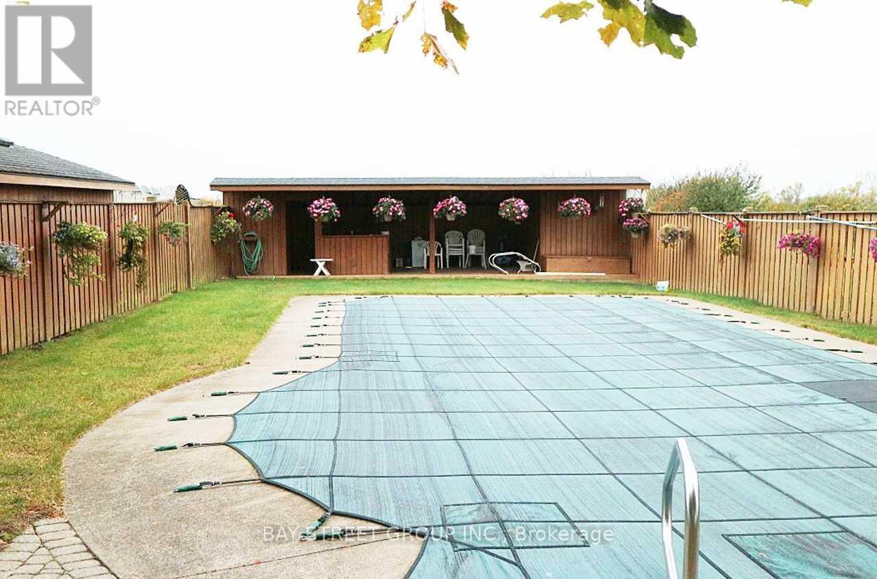 376 Read Road, St. Catharines (Port Weller), Ontario  L2R 7K6 - Photo 10 - X11932375