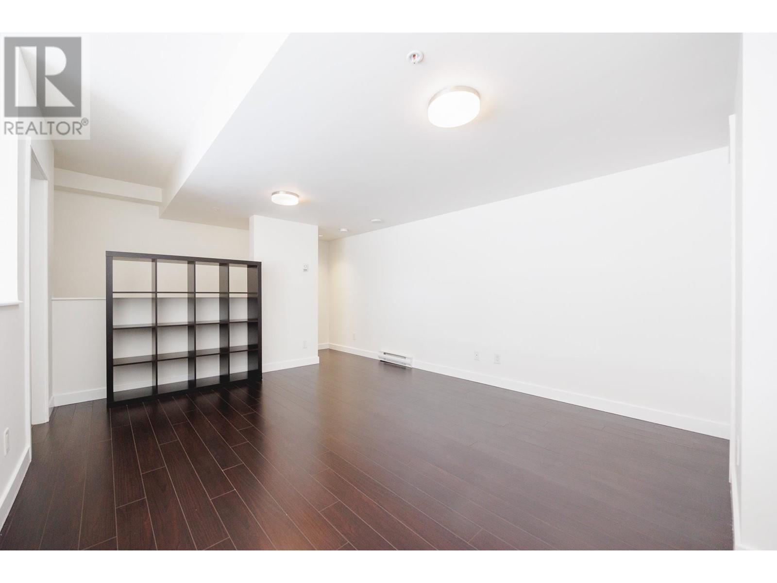 Listing Picture 14 of 26 : 103 7080 NO. 3 ROAD, Richmond / 烈治文 - 魯藝地產 Yvonne Lu Group - MLS Medallion Club Member